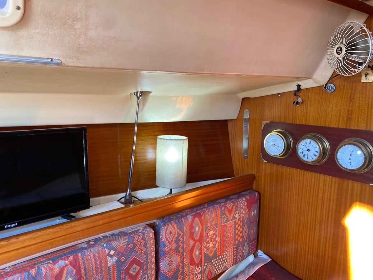 Welcome Aboard Yacht Cruiser! Матаро Экстерьер фото